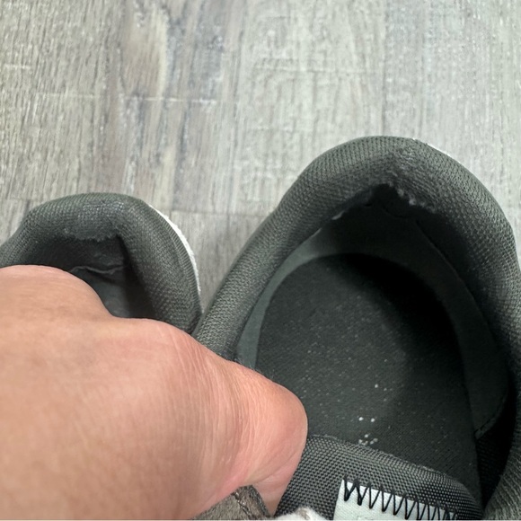 Cole Haan Grand Two Tone Sneakers Mens Size 10 Green Nylon & Suede - Picture 10 of 10